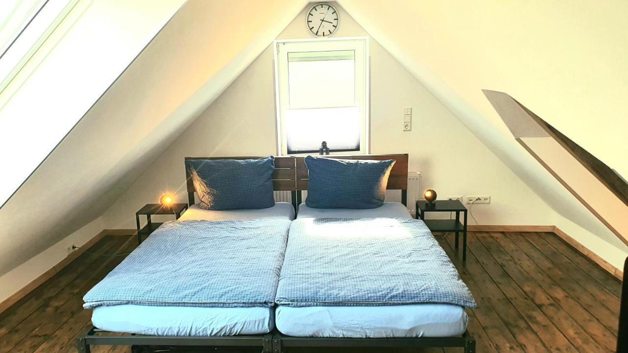 Frankes City Sleep Apartment, 6 Einzelbetten 费尔贝特 外观 照片
