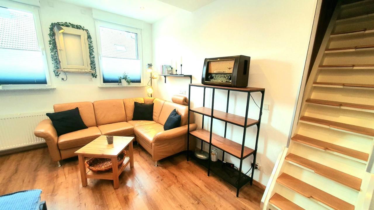 Frankes City Sleep Apartment, 6 Einzelbetten 费尔贝特 外观 照片
