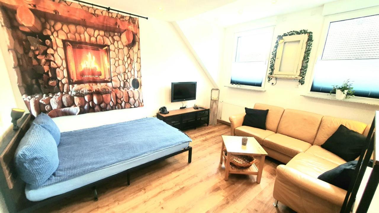 Frankes City Sleep Apartment, 6 Einzelbetten 费尔贝特 外观 照片