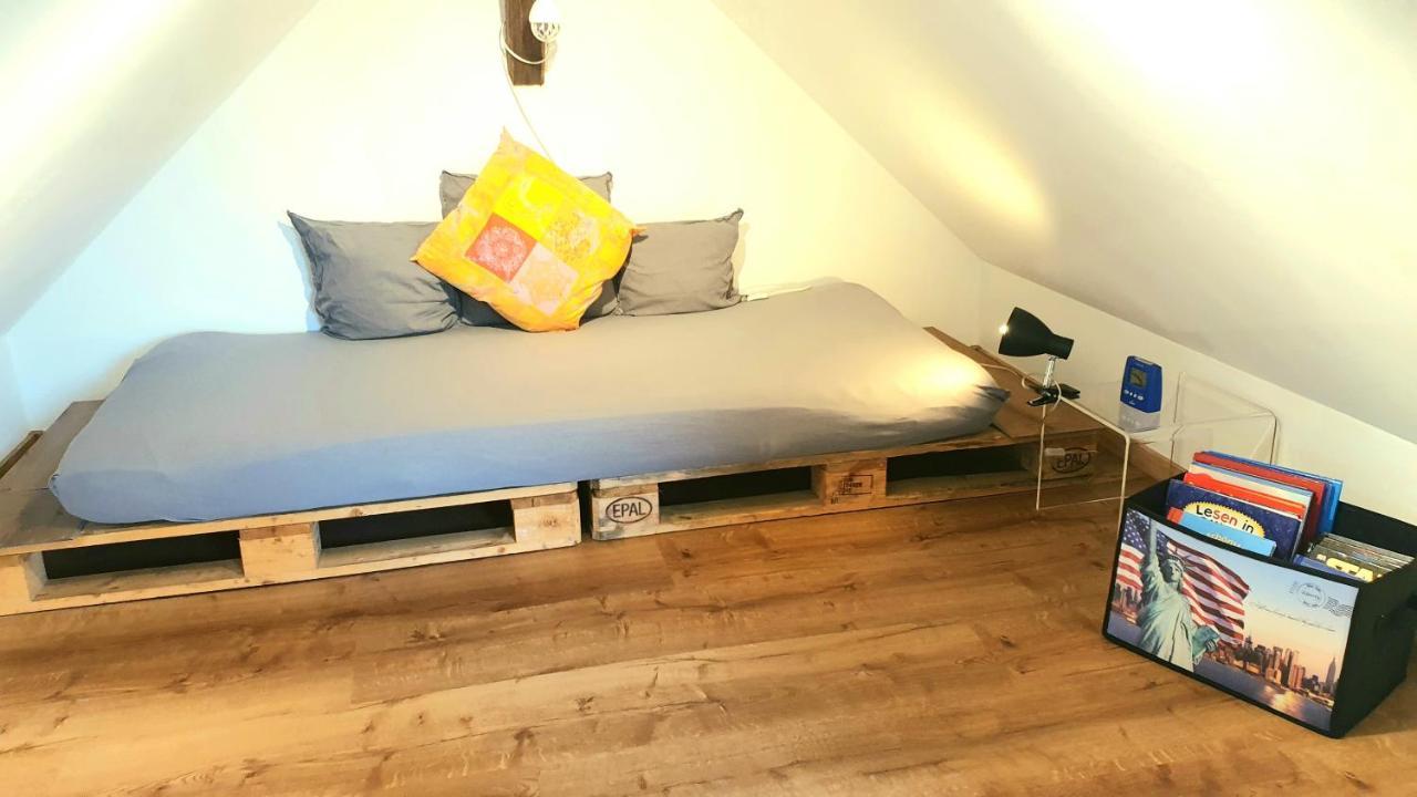 Frankes City Sleep Apartment, 6 Einzelbetten 费尔贝特 外观 照片