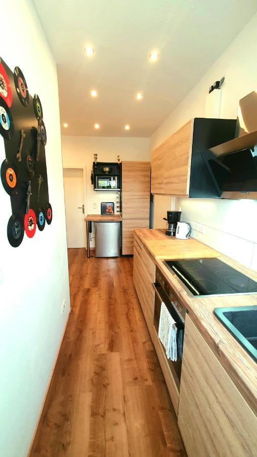 Frankes City Sleep Apartment, 6 Einzelbetten 费尔贝特 外观 照片