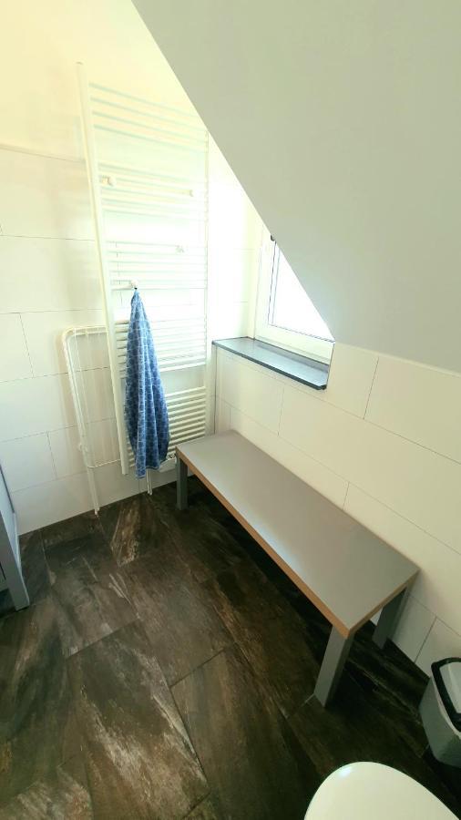 Frankes City Sleep Apartment, 6 Einzelbetten 费尔贝特 外观 照片